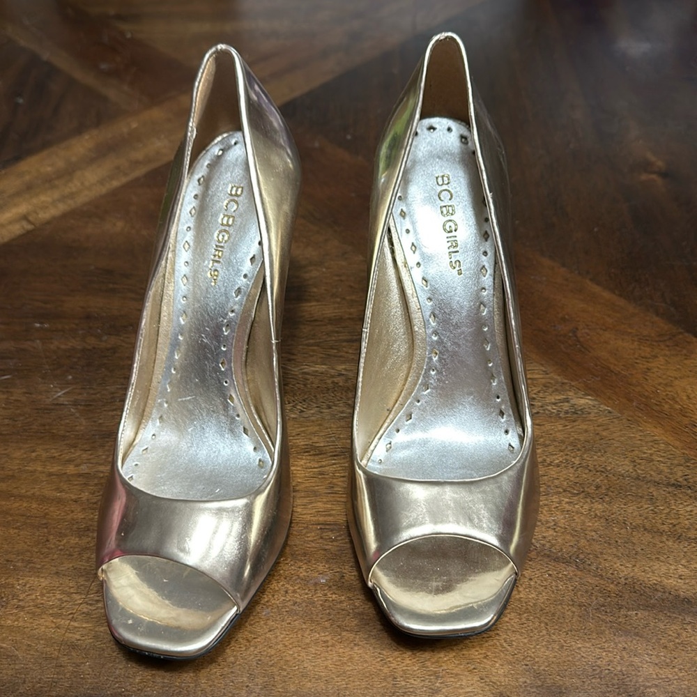BCBGIRLS heel